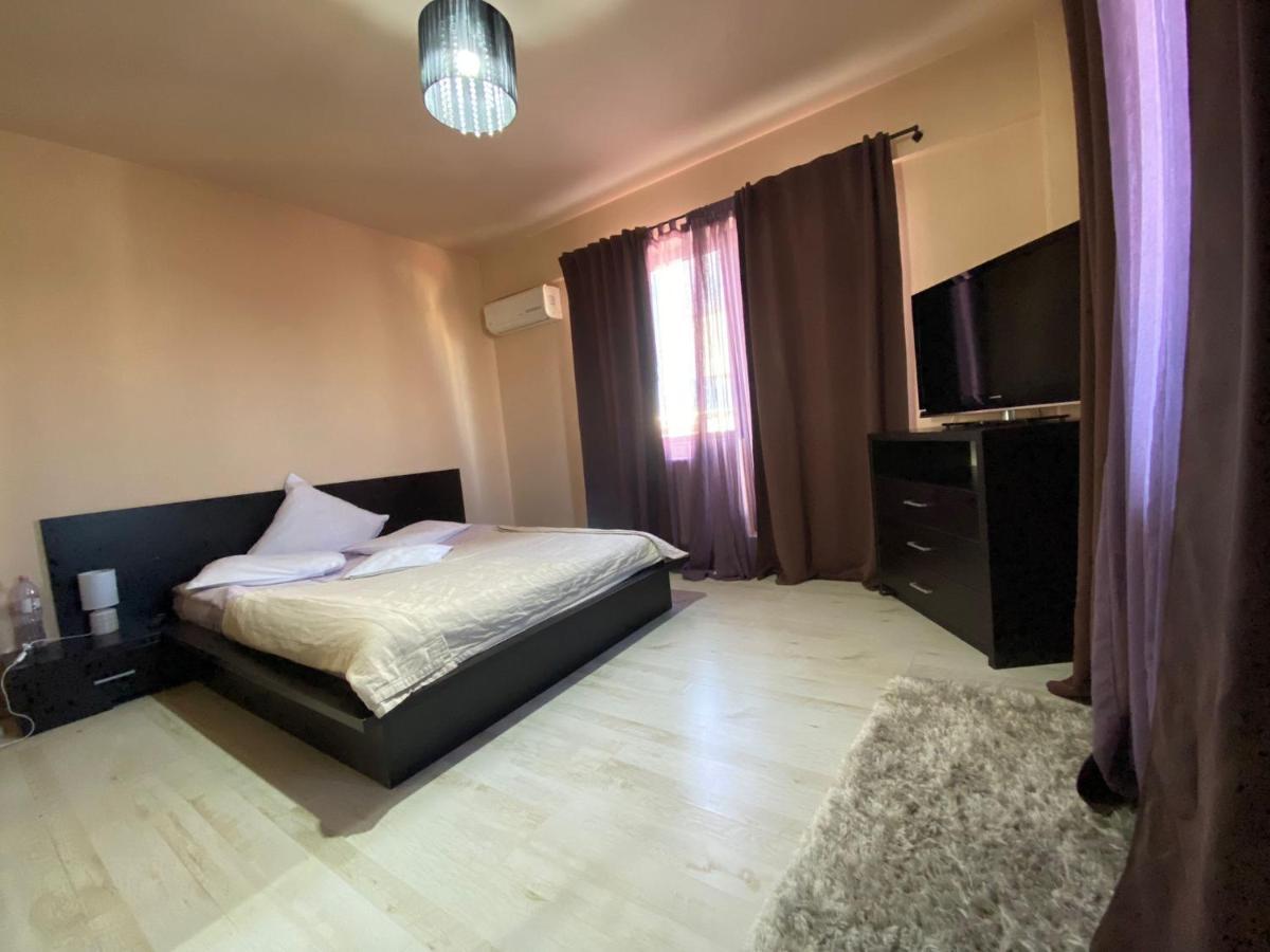 Penthouse City Centre Iasi Luaran gambar