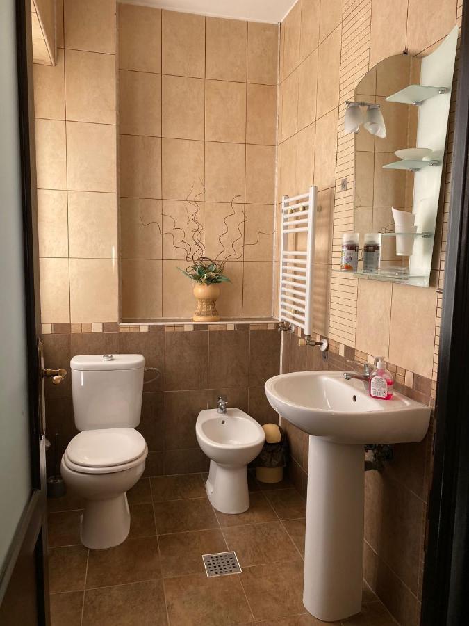 Penthouse City Centre Iasi Luaran gambar